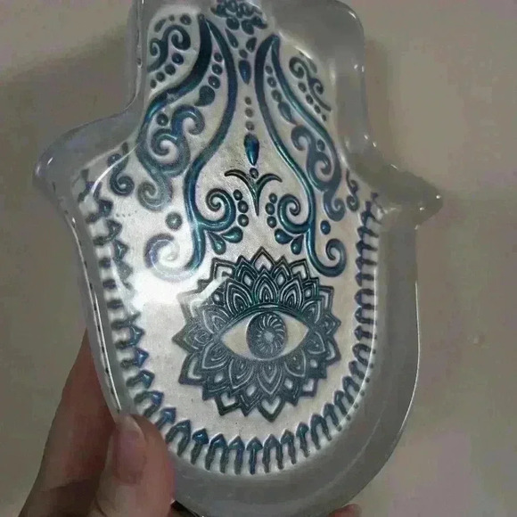 Hamsa  hand trinket tray - Picture 3 of 4